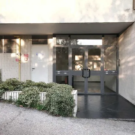 דירה Matthew's House